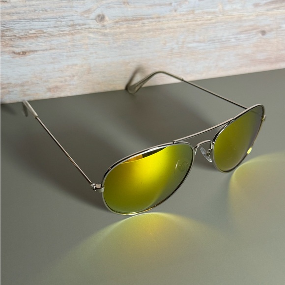 Silver Frame Cop Style Panama Jack aviator sunglasses GUC - Picture 3 of 5